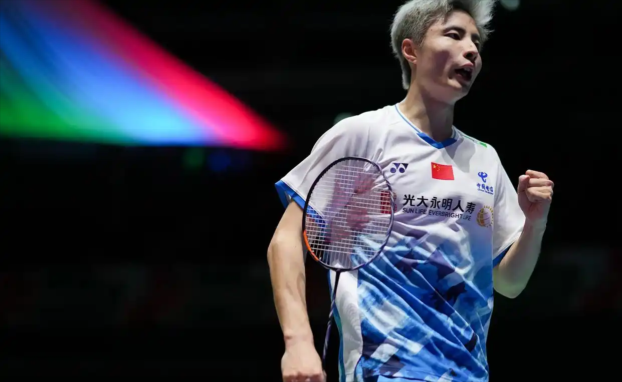 法国队险胜中国队,石宇奇高光表现 法国队险胜中国队,石宇奇高光表现