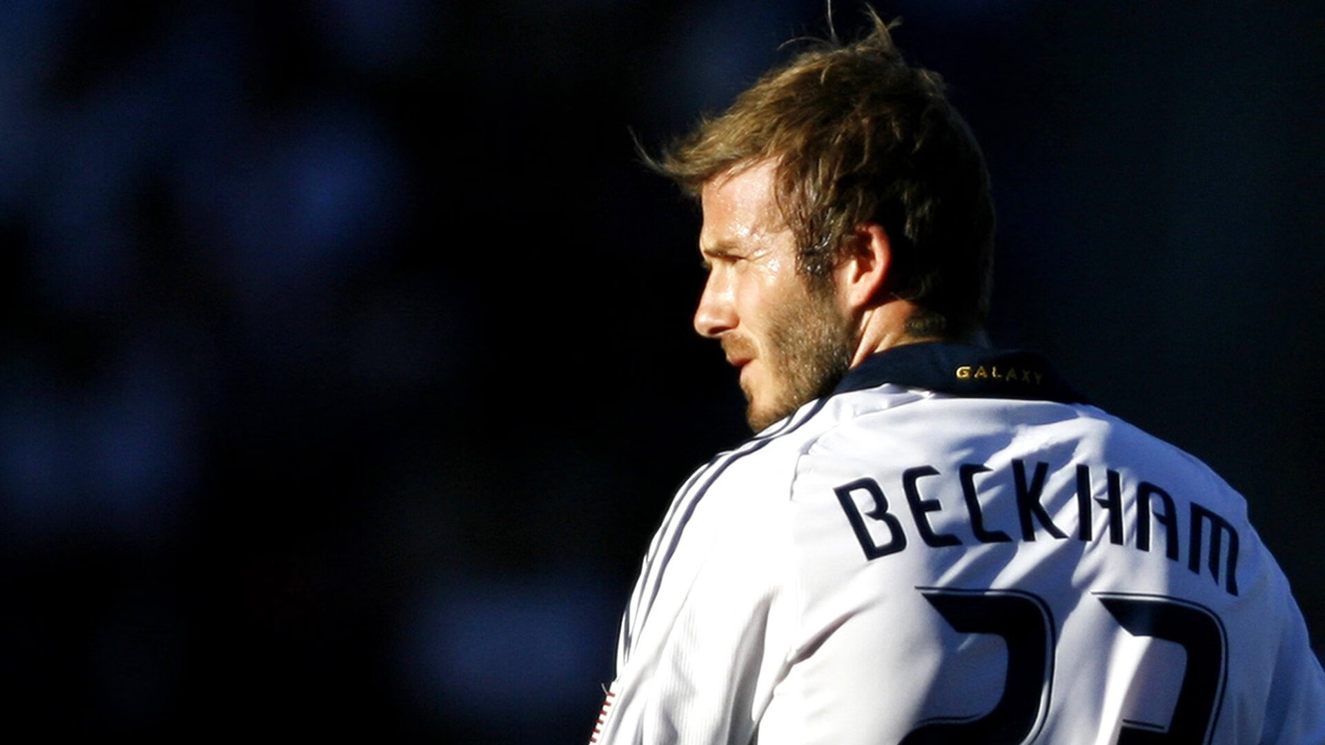 灰熊强势拿下辽宁队，伦纳德攻防转换核心